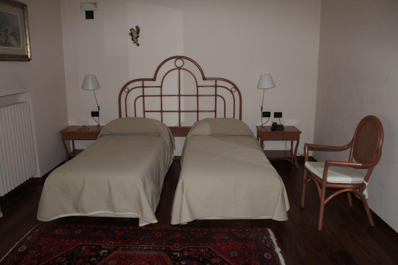 Locanda Del Boscogrande Montegrosso d'Asti Eksteriør billede