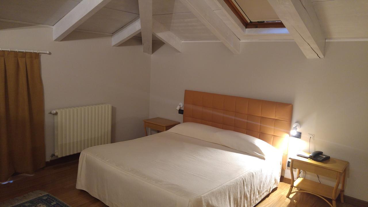 Locanda Del Boscogrande Montegrosso d'Asti Eksteriør billede